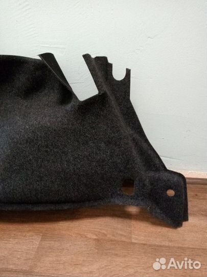 Обшивка багажника левая Volkswagen Passat B5 седан