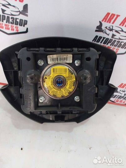 Подушка безопасности водителя Renault Logan рест