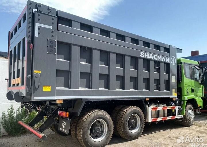 Shacman (Shaanxi) SX32586T384, 2022
