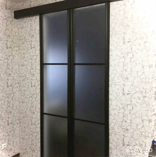 Стеклянная перегородка