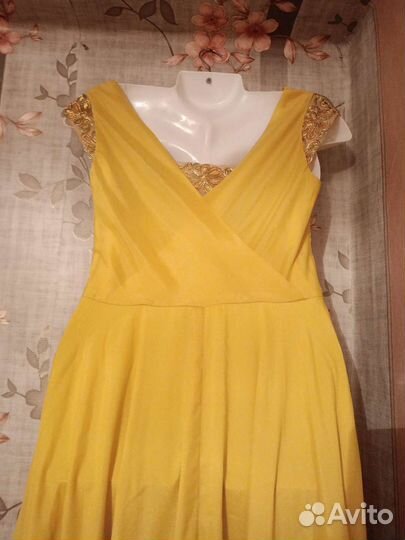 Вечернее платье