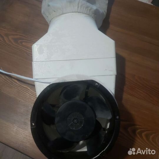 Маникюрный пылесос встраваемый