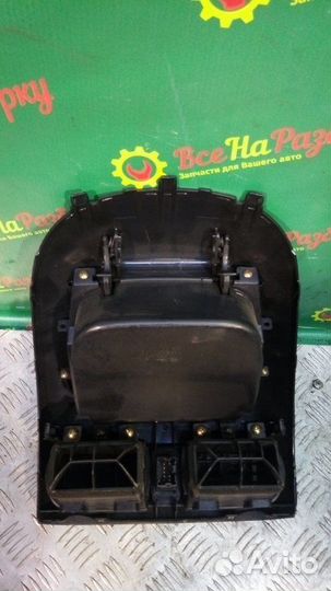 Бардачок в торпедо верхний Nissan Sunny седан 1.5