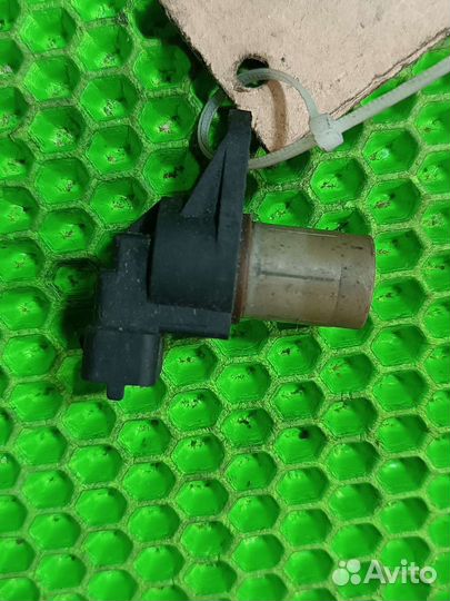 Датчик распредвала Mercedes-Benz E-Класс