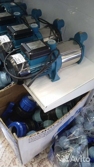 Монтаж накопительных баков, насосов, фильтров