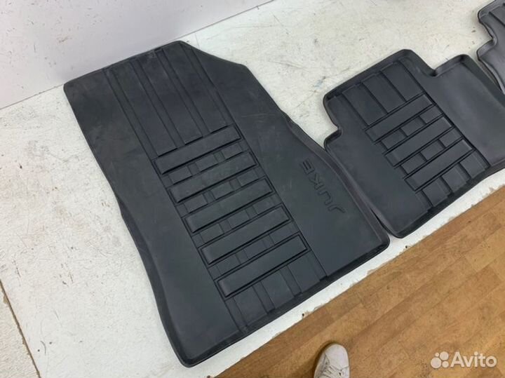 Коврики комплект Nissan Juke F15 2011