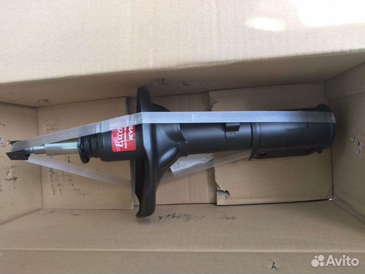 Стойки на mitsubishi lancer