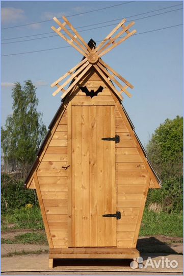 Дачный туалет деревянный с установкой QHM