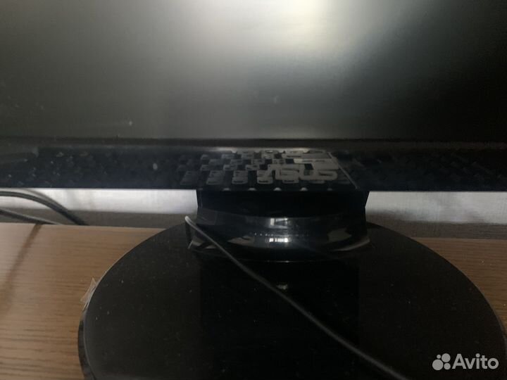 Монитор Asus 22 дюйма