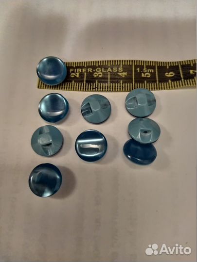 Пуговицы голубые