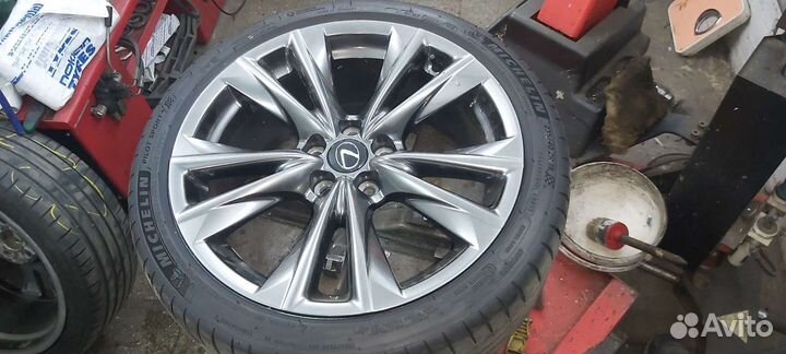 Колеса lexus ES new r19 F-sport