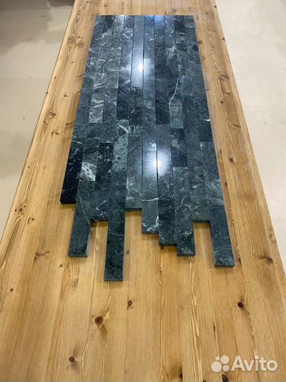 Плитка ламель для бани из зеленого камня змеевика