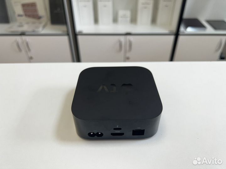 Apple TV 4 32gb без пульта