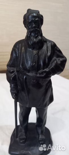 Статуэтка Лев Толстой чугун литье Куса Касли СССР