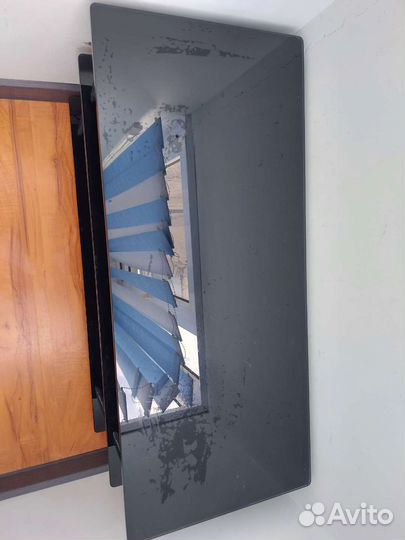 Стеклянная тумба