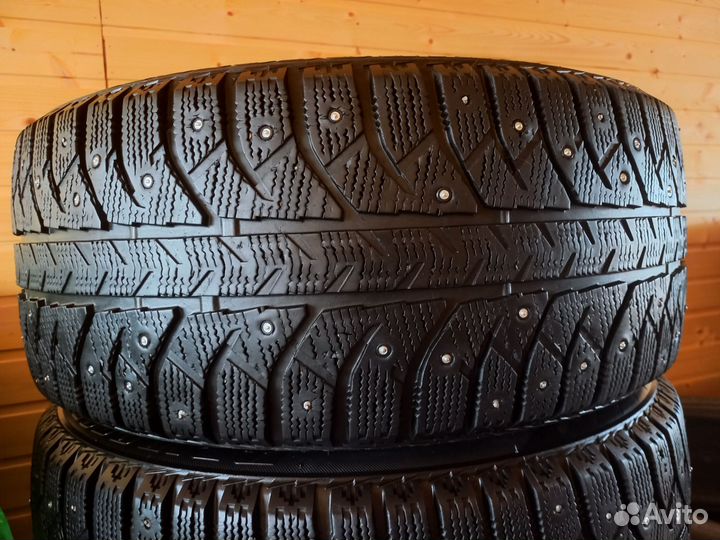 Bridgestone Ice Cruiser 5000 235/50 R18