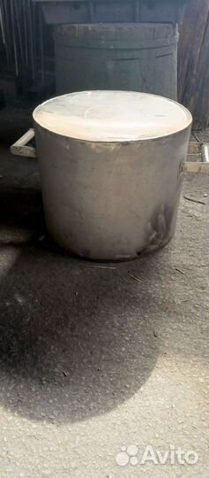 Ёмкость с нержавейки пищевой метал 2м