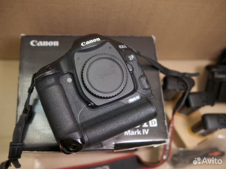 Canon EOS 1D Mark IV