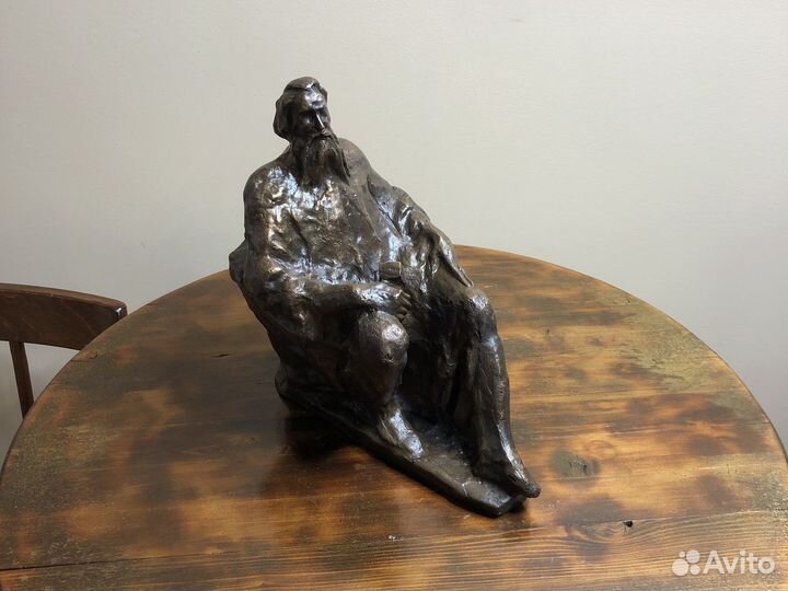 Г. Левицкая скульптура «Сергей Коненков» Бронза