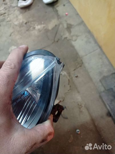 Передняя левая фара на хонду цивик 5д голоден