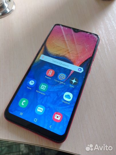 Телефон Samsung a10 (2.32)