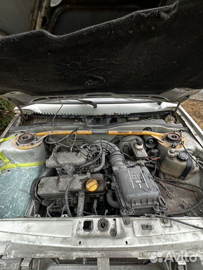 Двигатель 8кл 1.5