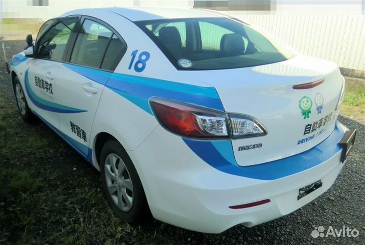 Фонарь задний правый Mazda Axela / Mazda 3 BL6FJ