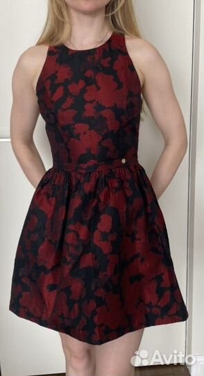 Нарядное женское платье 42-44