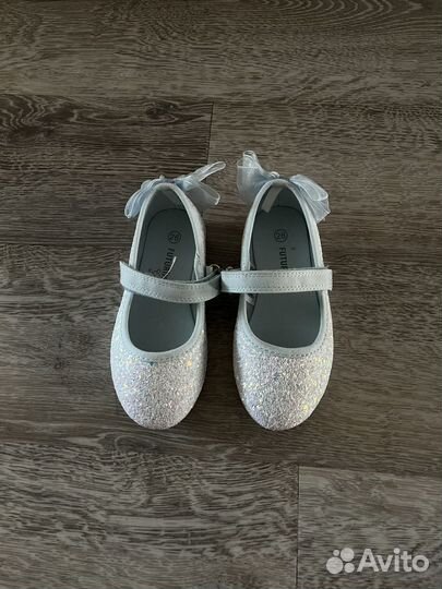 Туфли для девочки 26 размер