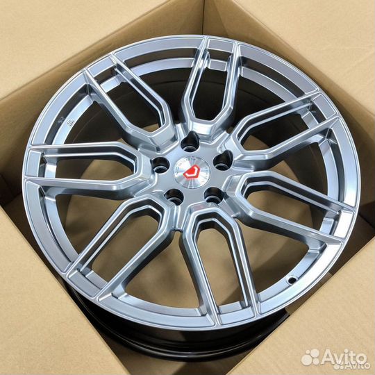 Диски R19 Vossen на Chery Tiggo