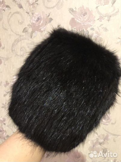 Женские меховые шапки