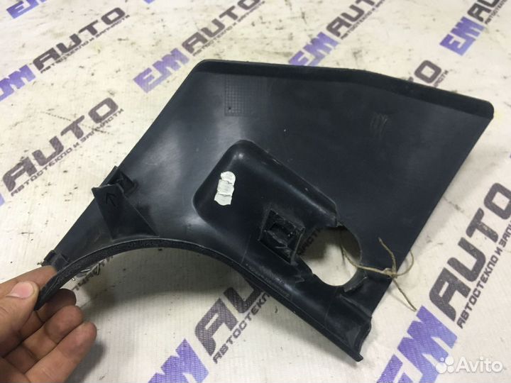 Накладка порога передняя левая Фольксваген Бора