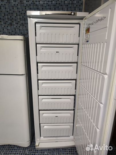 2 шт. Холодильник indesit и морозильник indesit