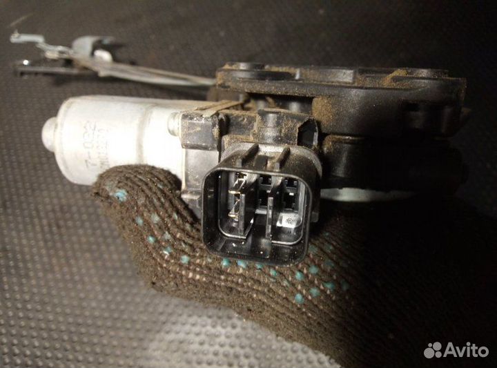 Стеклоподъемник задний правый Honda Civic седан