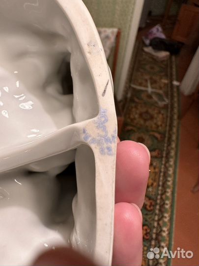 Статуэтка фарфор