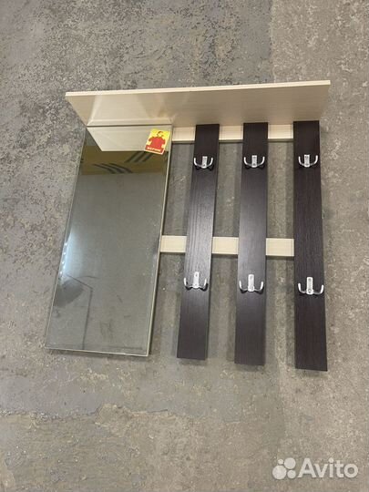 Вешалка для прихожей