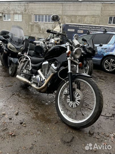 Suzuki intruder 400 vs400