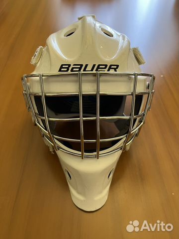 Хоккейный шлем