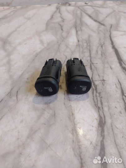 Кнопка обогрева сидений передняя Ford Focus DNW