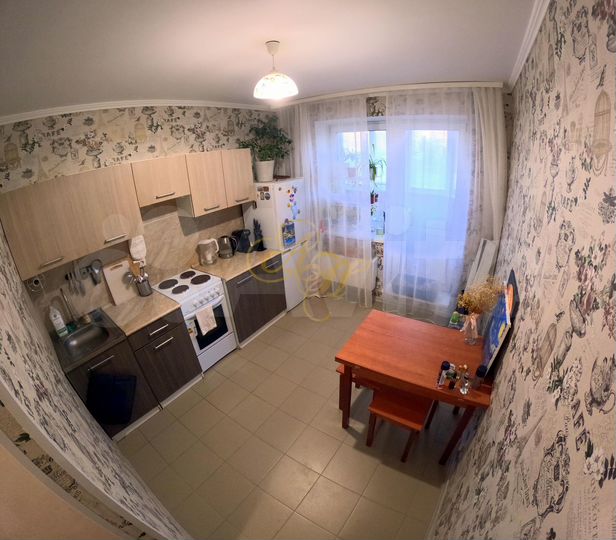 1-к. квартира, 38 м², 1/10 эт.