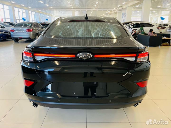 JAC J7 1.5 CVT, 2023
