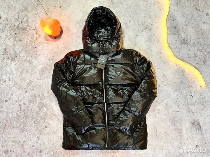 Зимние куртки Prada