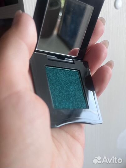 Shiseido тени 16