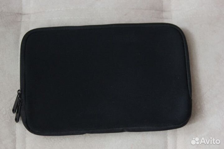 Сумочка для нетбука, планшета (26*17см.)