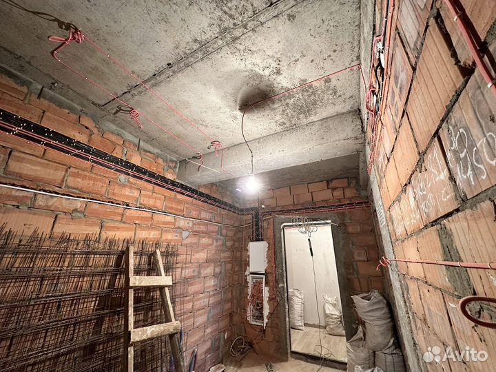 Электрик электромонтажник