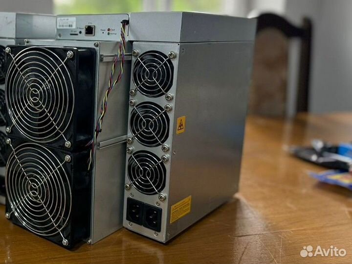 Antminer s19 90 th Bitmain Asics