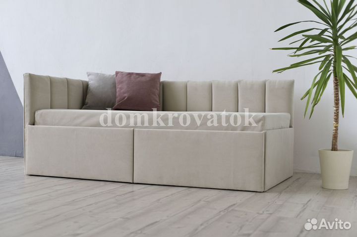 Детская кровать от 3 лет мягкая