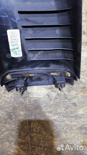 Обшивка стойки правая верхняя Chevrolet Malibu 9