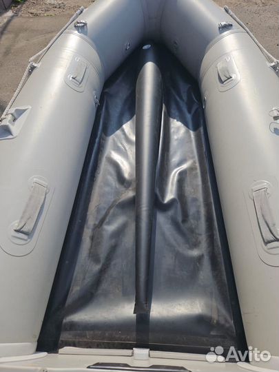 Лодка Nissamaran 320 cс мотором 9.8