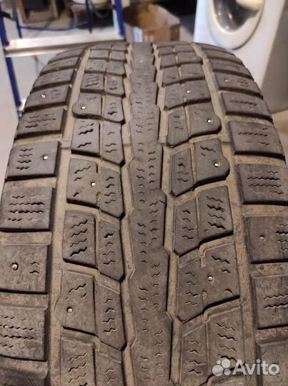 Dunlop SP Winter Ice 01 225/65 R17 102T